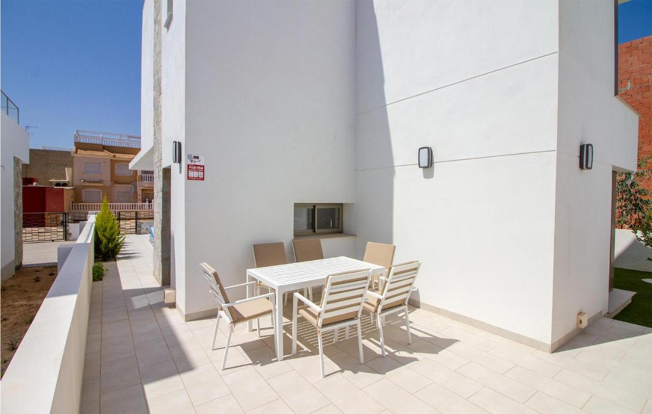 Gorgeous Home In Los Alcazares With Wifi Exterior foto